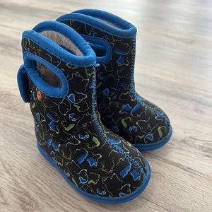 Bogs size 4 baby/toddler.